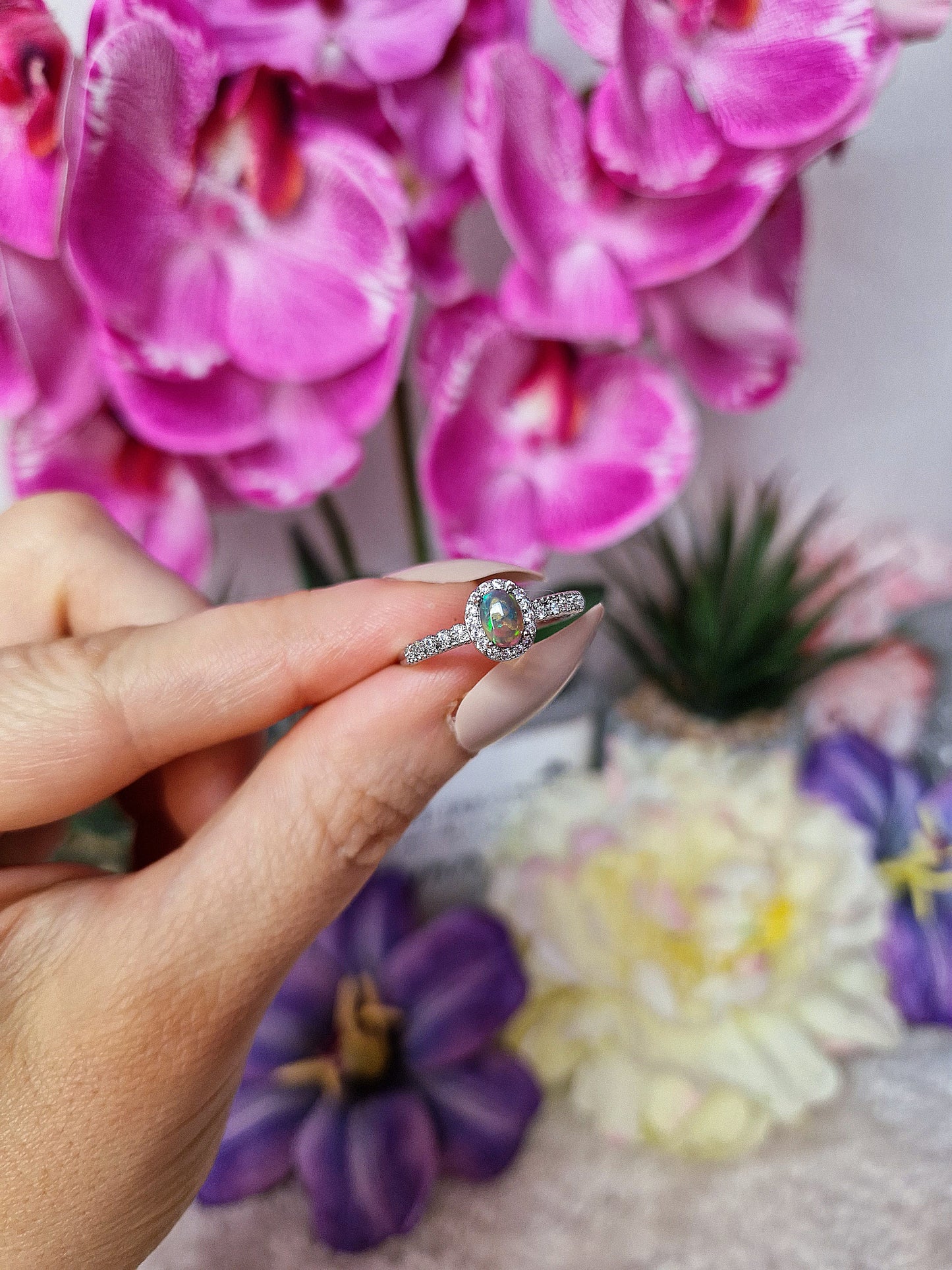Anello con OPALE NERO
