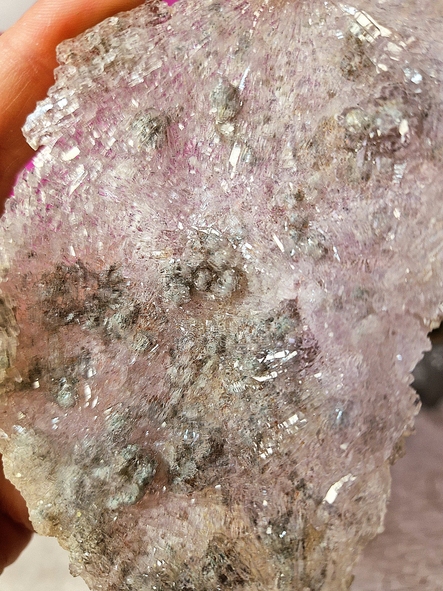 Drusa di fiore di AMETISTA con ZEOLITE