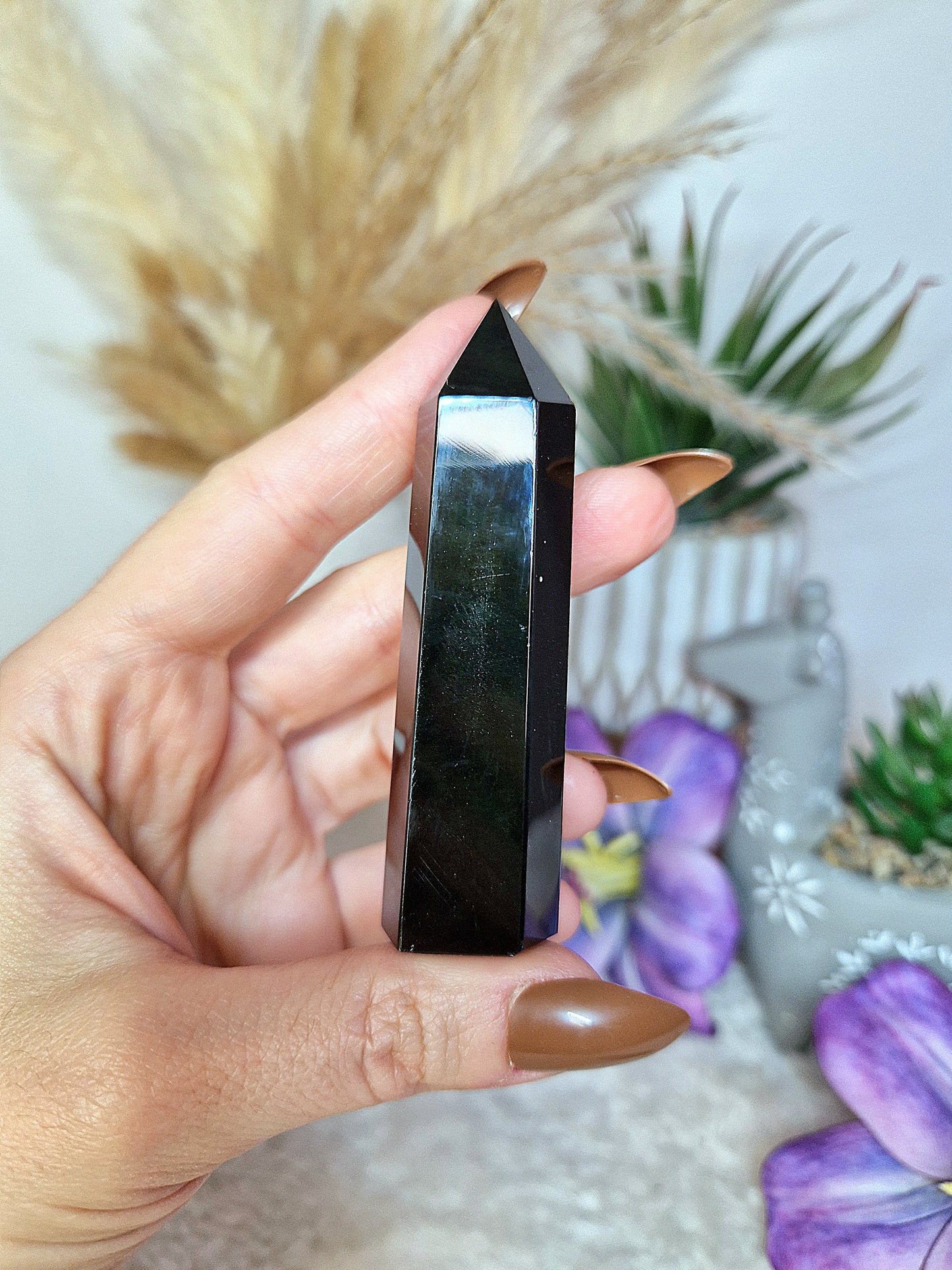 Torre di OSSIDIANA nera