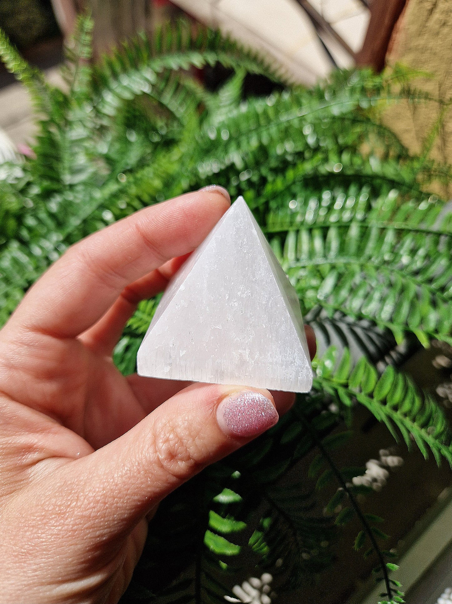 Piramide in SELENITE