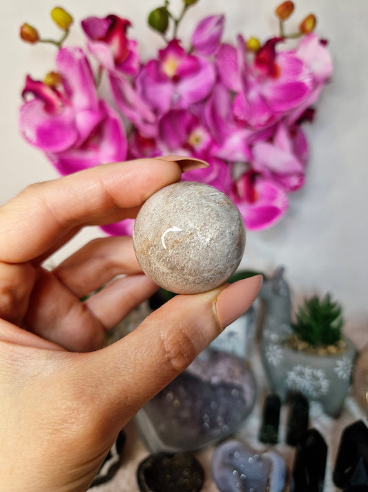 Sfera piccola di PIETRA di LUNA PESCA