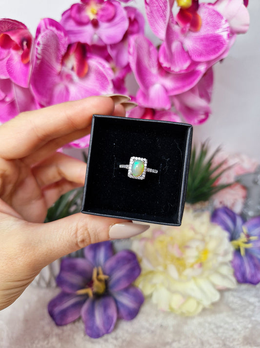 Anello con OPALE ETIOPE