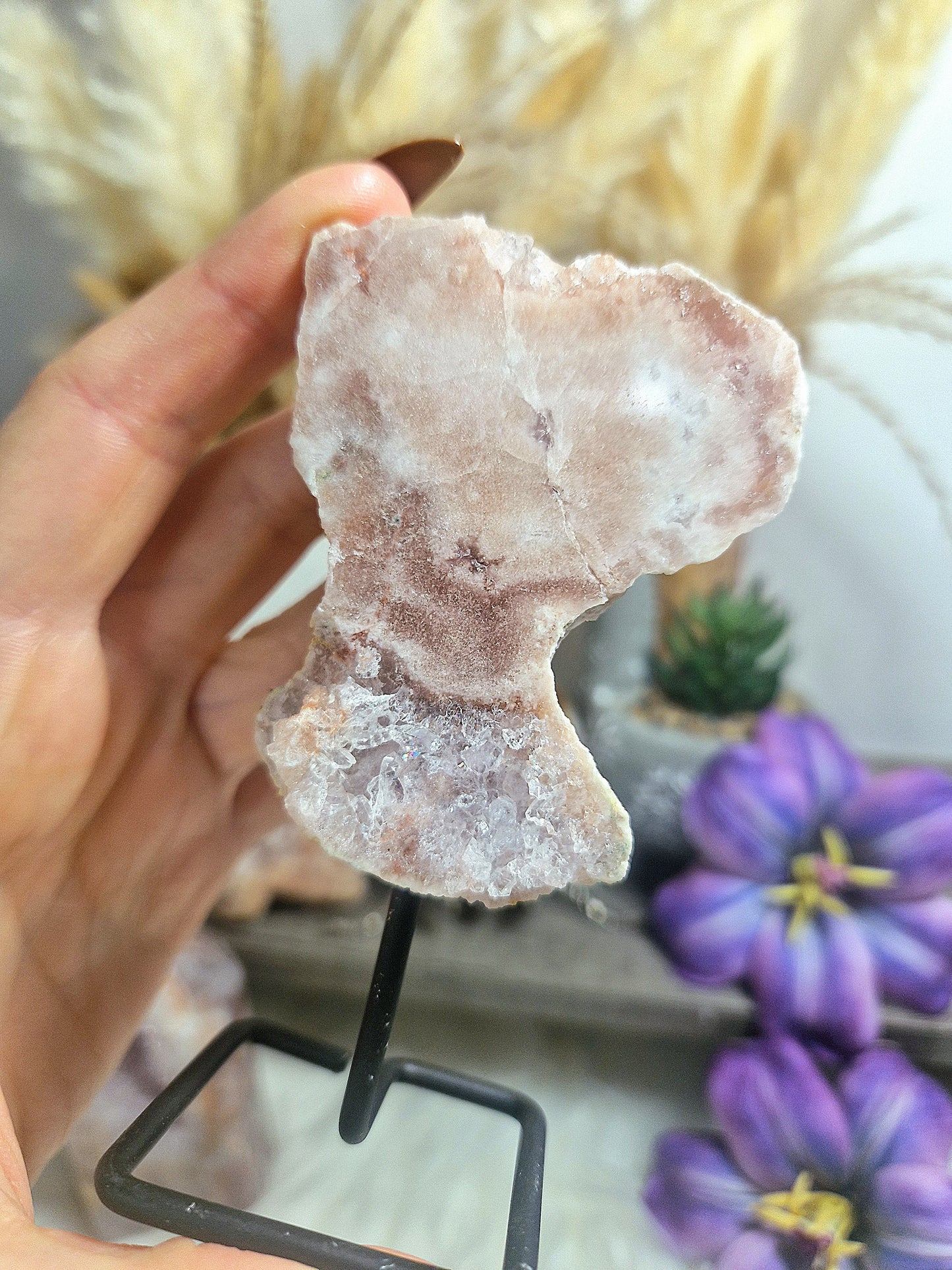 Fetta di AMETISTA rosa su stand