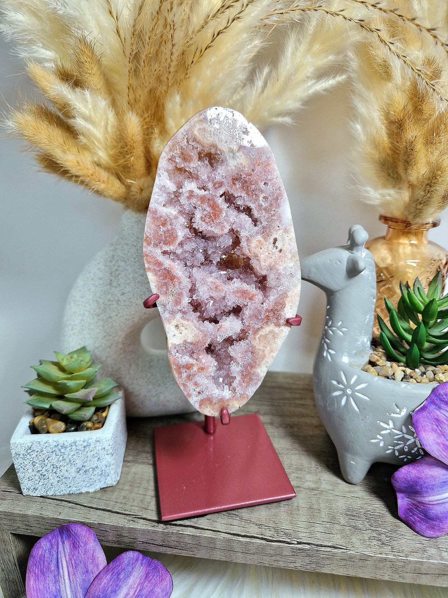 Freeform lucidata di AMETISTA ROSA druzy - su stand