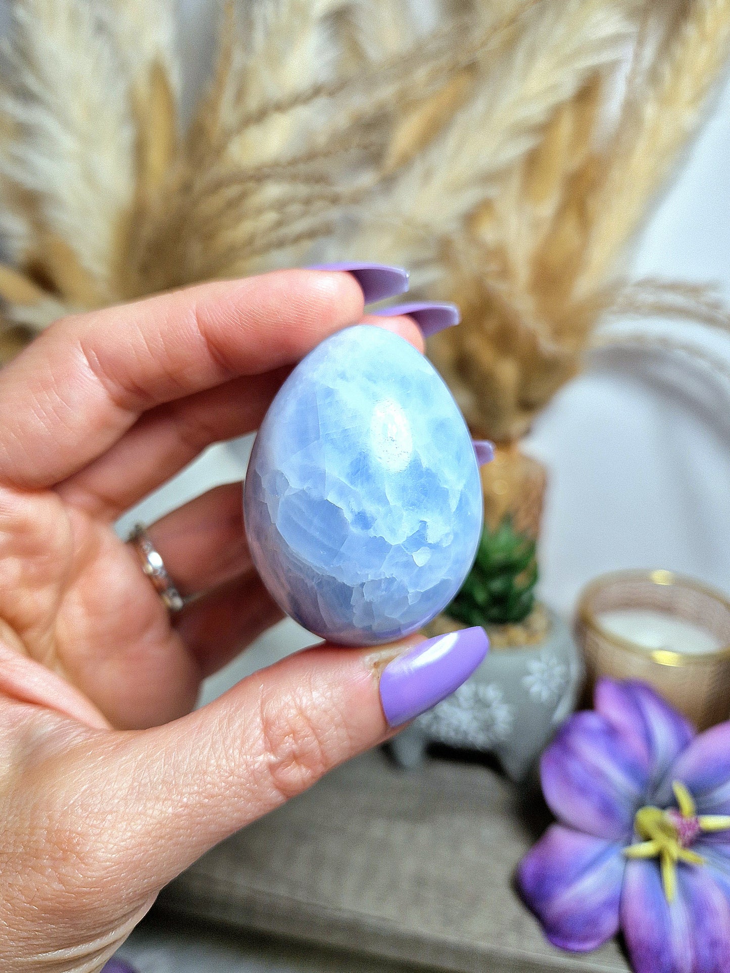 Uovo di CALCITE AZZURRA