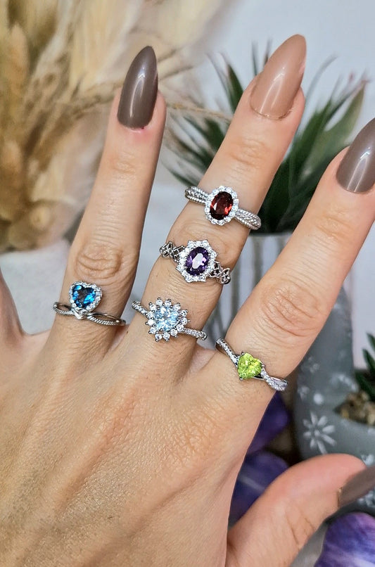 Anello con TOPAZIO LONDON, AMETISTA, ACQUAMARINA, PERIDOTO, GRANATO