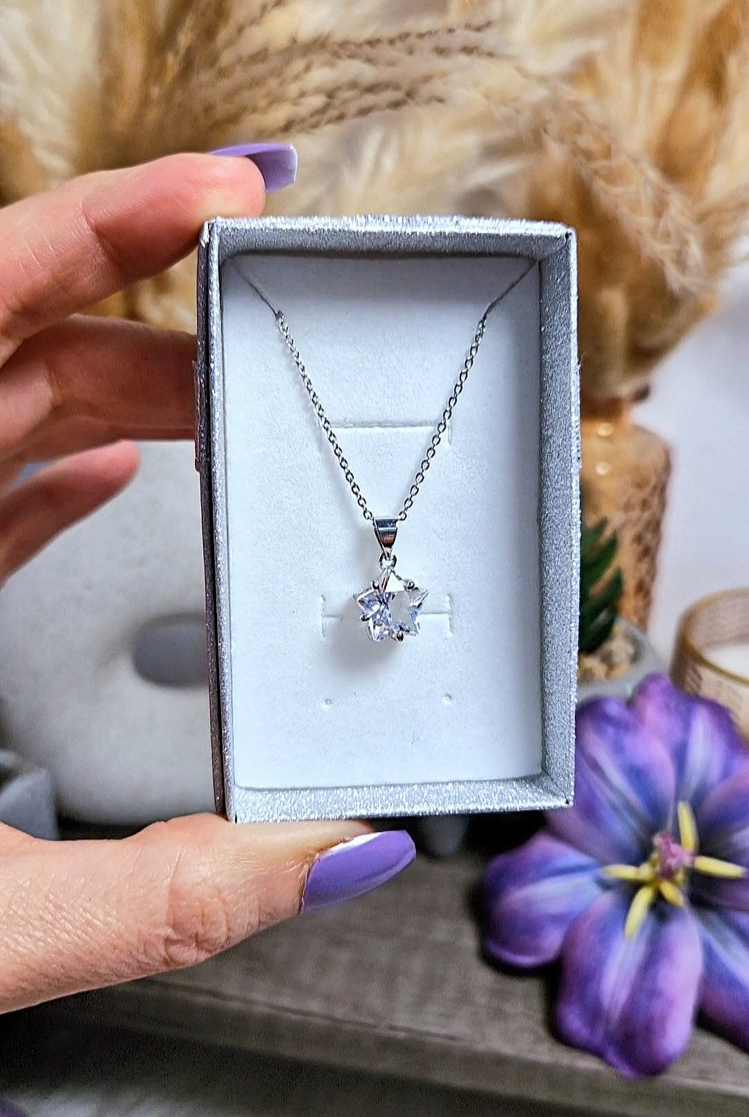 Ciondolo a stella con QUARZO IALINO